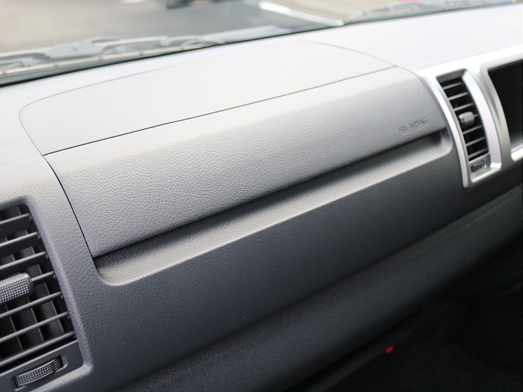 ＦＬＥＸグループは「すべての人に愛車を」をコンセプトに車種別に全国展開中！愛車と一緒に、ライフスタイルを充実させてもらいたいという思いで、ランクル仙台泉店では皆様のご要望になんでもお応えします♪