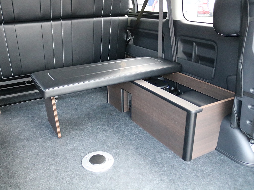 ＦＬＥＸグループは「すべての人に愛車を」をコンセプトに車種別に全国展開中！愛車と一緒に、ライフスタイルを充実させてもらいたいという思いで、ランクル仙台泉店では皆様のご要望になんでもお応えします♪