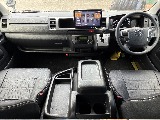 トヨタ ハイエース(2枚目)