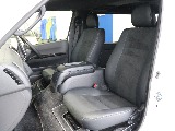 特別仕様限定のハーフレザーシートになっております☆☆