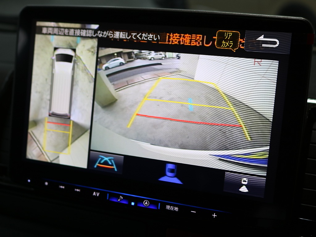 バックカメラが装着されており安心して駐車することが可能です♪♪