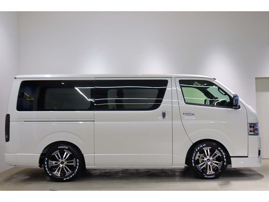 トヨタ ハイエースバン(44枚目)