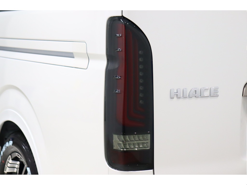 トヨタ ハイエースバン(51枚目)