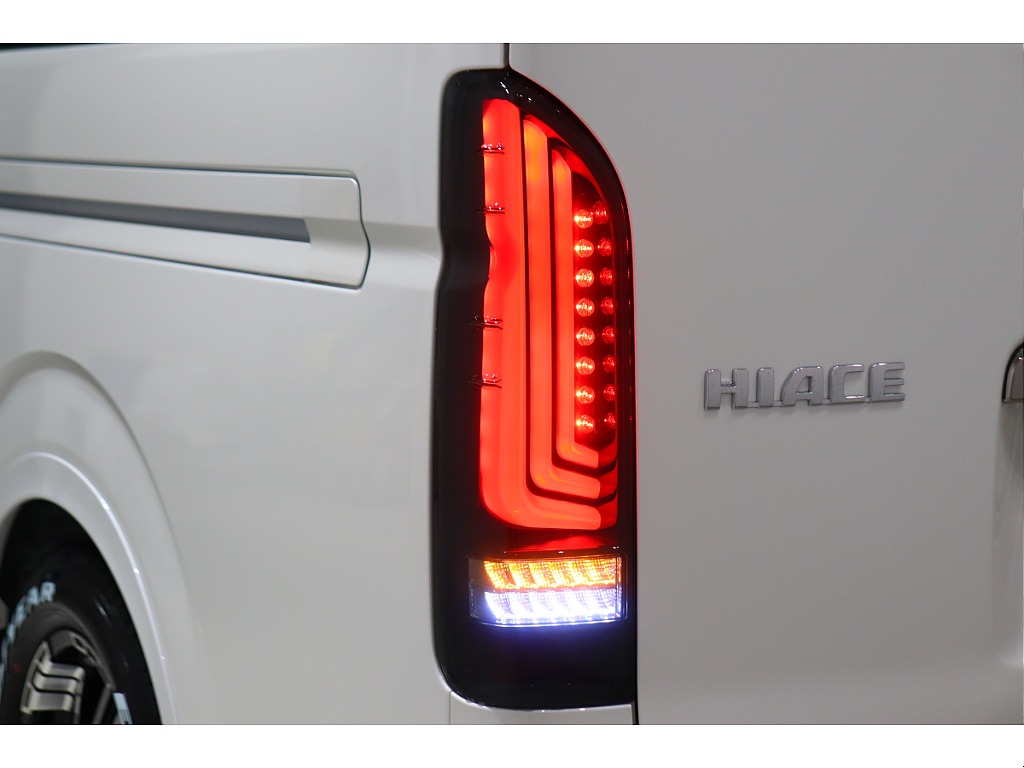 トヨタ ハイエースバン(52枚目)