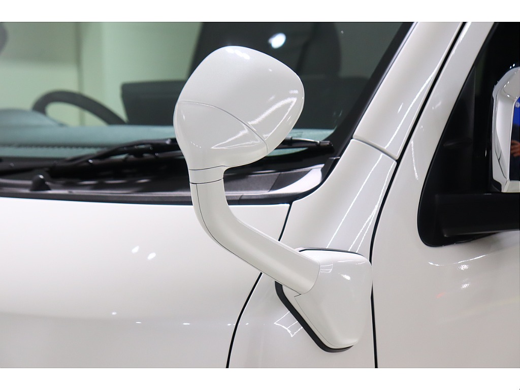 トヨタ ハイエースバン(55枚目)