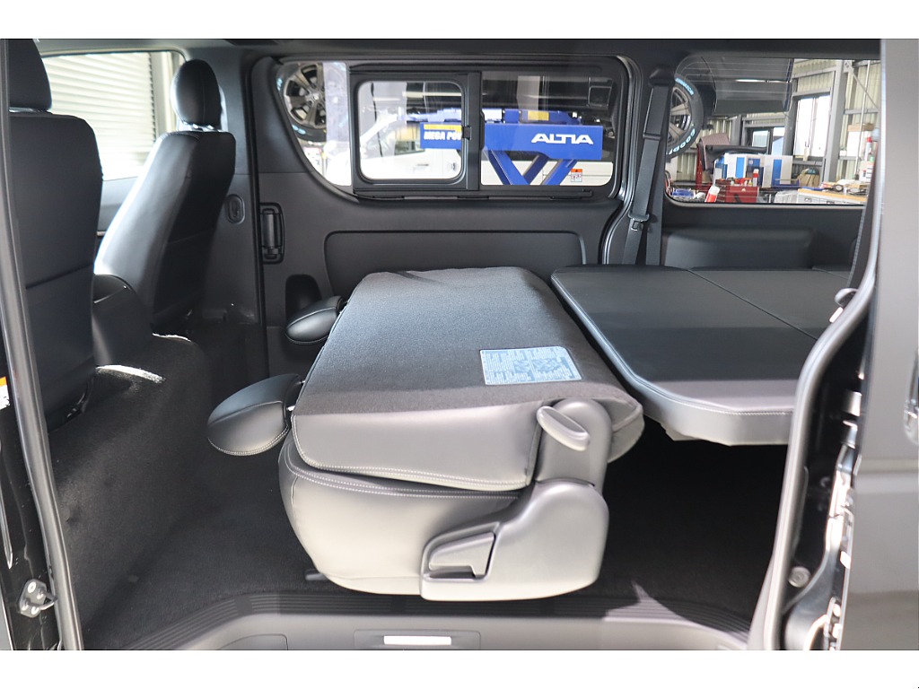 ワンタッチでシート展開ができます☆