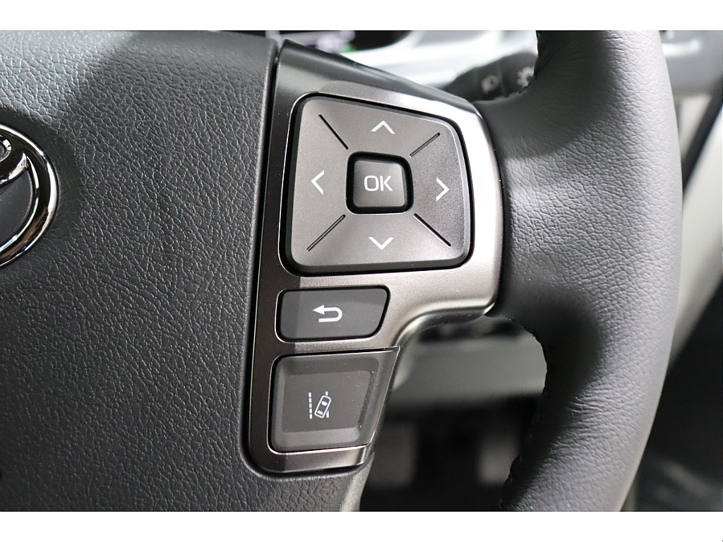 トヨタ ハイエースバン(44枚目)