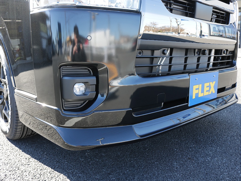 新車ハイエースＶダークプライムⅡ２０００ガソリン２ＷＤカスタム車両入庫！アルパインＢＩＧ－Ｘ１１インチメカレスモデル装備ビルトインＥＴＣ２．０、ＨＤＭＩソケットタイプⅡベットＫＩＴ装着済み！！