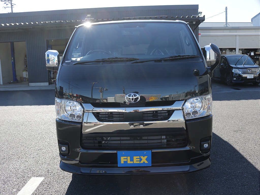 シンプルなフロントマスクになります！！