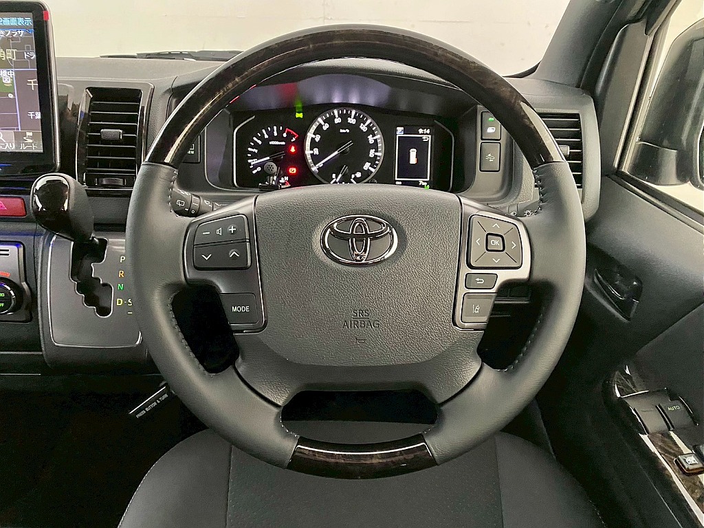 トヨタ ハイエースバン(12枚目)