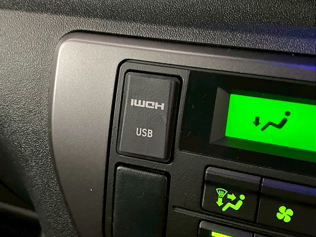 トヨタ ハイエースバン(18枚目)