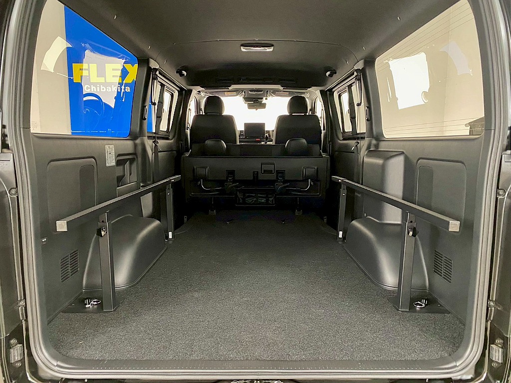 トヨタ ハイエースバン(23枚目)