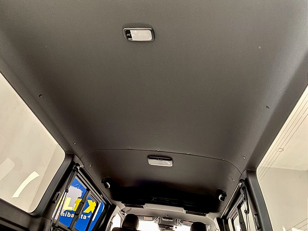 トヨタ ハイエースバン(24枚目)