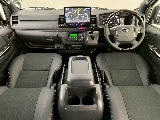 トヨタ ハイエースバン(3枚目)