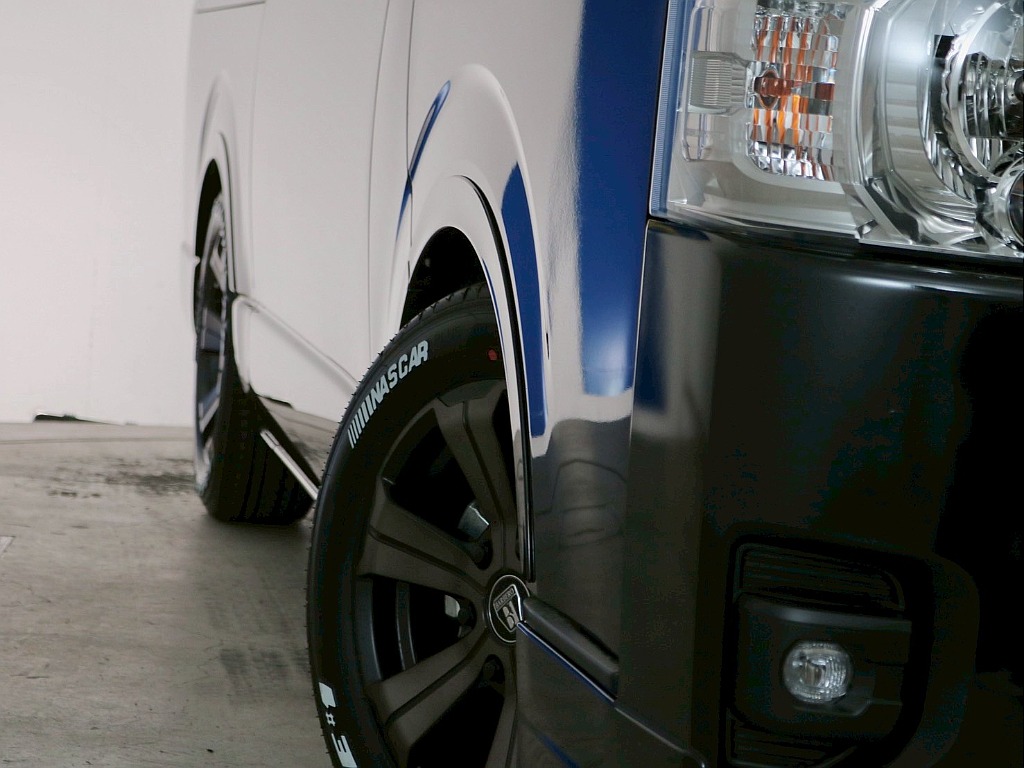 トヨタ ハイエースバン(32枚目)