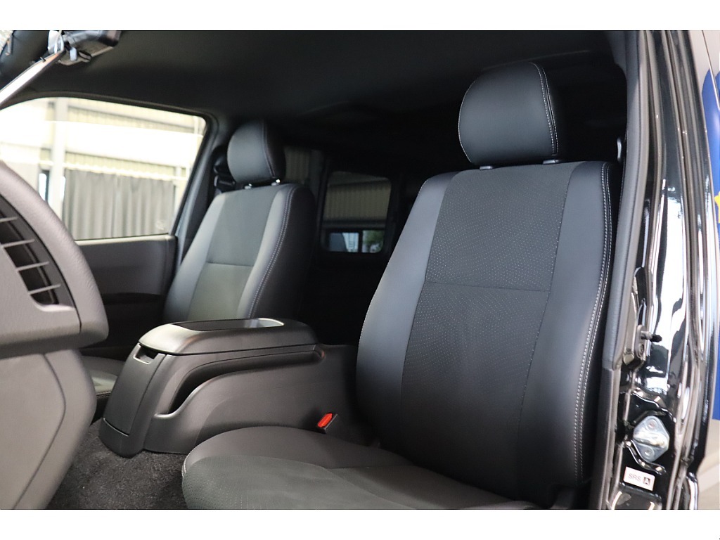 ダークプライムⅡ専用ハーフレザーシート！