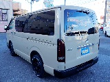 茨城県つくば市にハイエース専門の新車・中古車の展示場を展開！人気のグレード・年式をその場で見比べられます♪皆様のご来場、お問合せを心よりお待ちしております☆