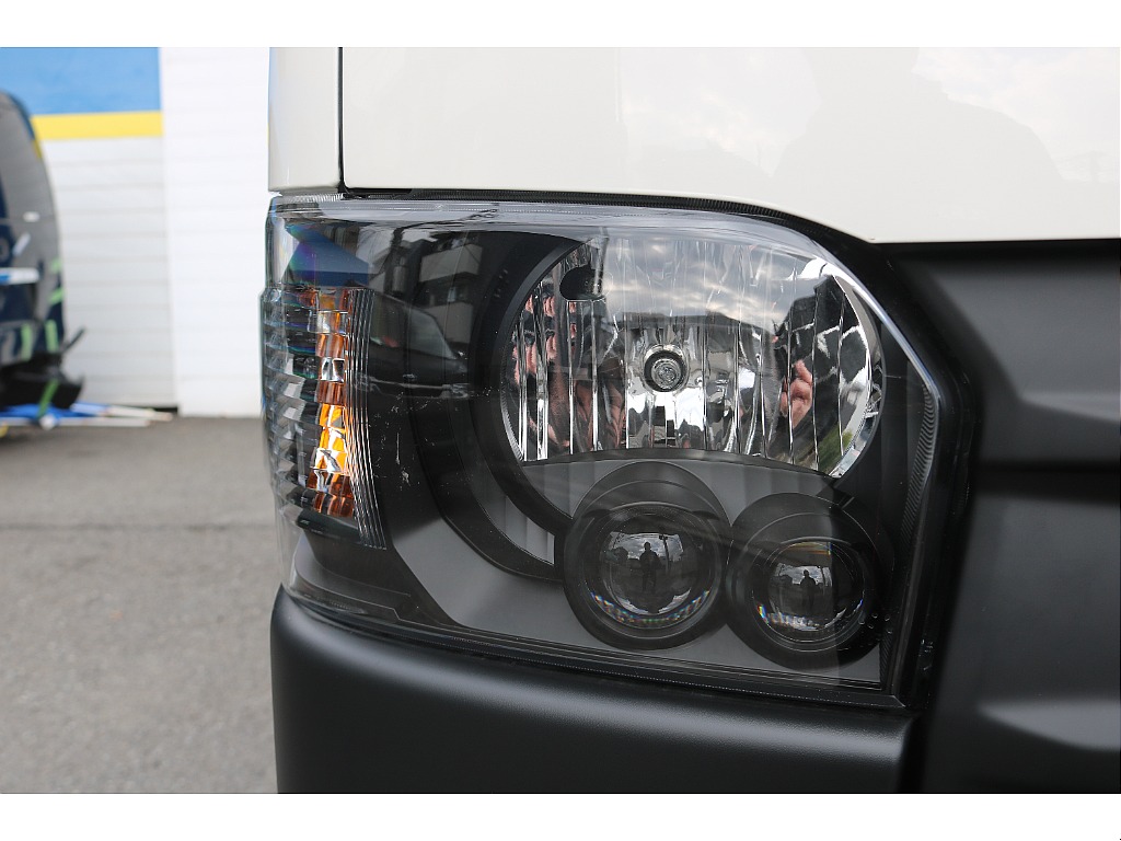 LEDヘッドライト！インナーブラック施工！