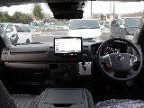 新車ハイエースＶ新作Ｗｏｏｄ　Ｒｉｍ内装架装車両入庫！！ＲＥクラシック丸目ライトフロントフェイスオリジナル１６インチアルミオリジナルオーバーフェンダーオリジナルＬＥＤテールアルパイン１１インチナビ装備