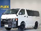 新車ハイエースＶ新作Ｗｏｏｄ　Ｒｉｍ内装架装車両入庫！！ＲＥクラシック丸目ライトフロントフェイスオリジナル１６インチアルミオリジナルオーバーフェンダーオリジナルＬＥＤテールアルパイン１１インチナビ装備