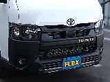 大迫力のブラックエディション施工＆TOYOTAエンブレム入りグリルに変更済み！