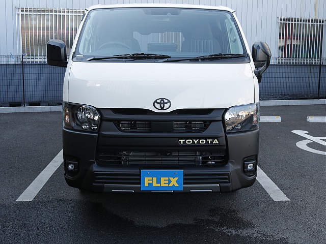 ホワイト、マッドブラックに拘り作成しました！！