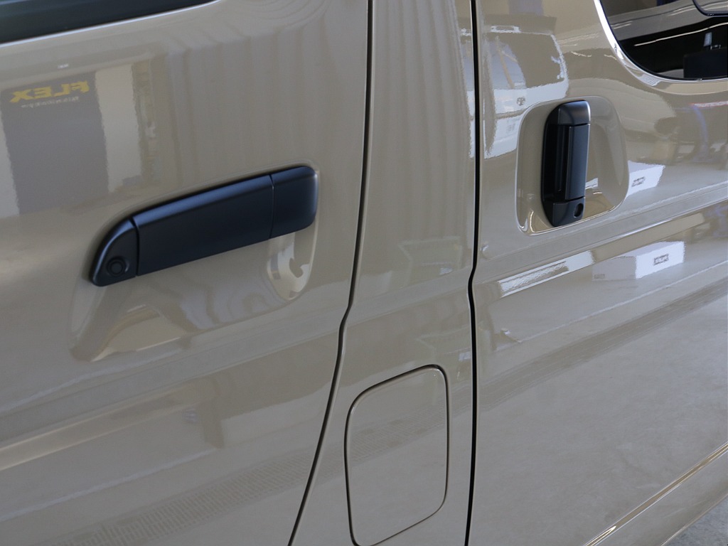 新車アースカラーパッケージ２８００ディーゼル２WDブラックエディション完成！オリジナルフロントバンパーオリジナルオーバーフェンダーオリジナル１６インチアルミオリジナルＬＥＤテールＢＩＧ－Ｘ１１ナビ装備