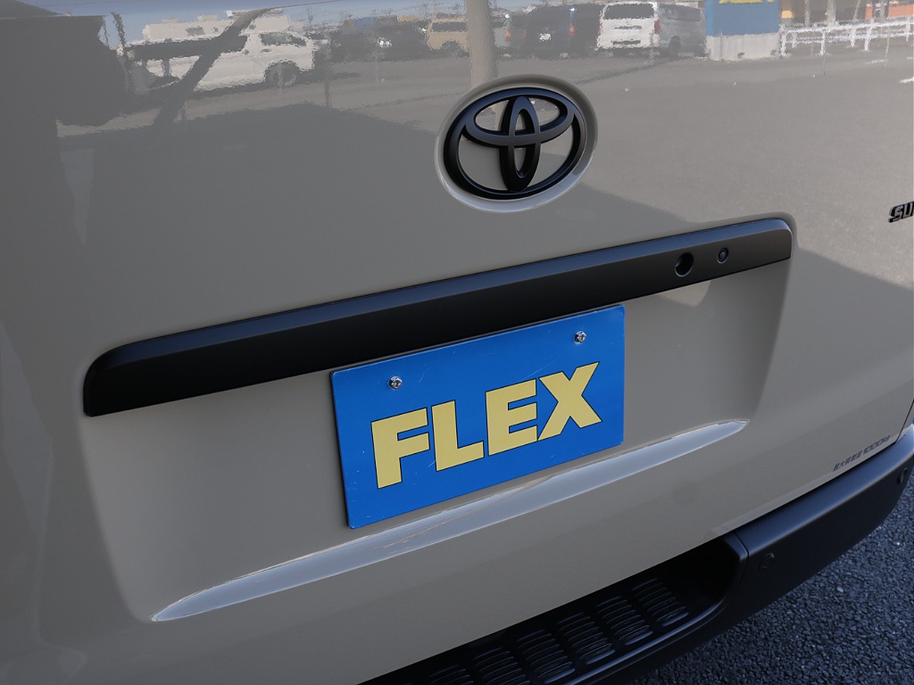 新車アースカラーパッケージ２８００ディーゼル２WDブラックエディション完成！オリジナルフロントバンパーオリジナルオーバーフェンダーオリジナル１６インチアルミオリジナルＬＥＤテールＢＩＧ－Ｘ１１ナビ装備