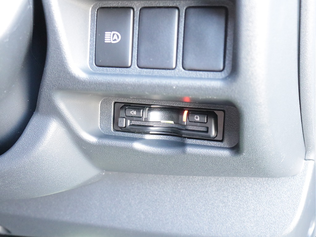 新車アースカラーパッケージ２８００ディーゼル２WDブラックエディション完成！オリジナルフロントバンパーオリジナルオーバーフェンダーオリジナル１６インチアルミオリジナルＬＥＤテールＢＩＧ－Ｘ１１ナビ装備