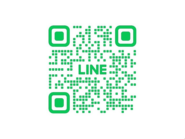QRコードをスクショしてLINEアプリから友だち追加して頂ければLINEでのやり取りも可能！