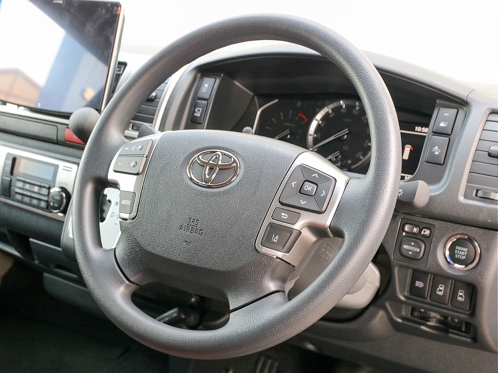 ステアリングスイッチ付き！！