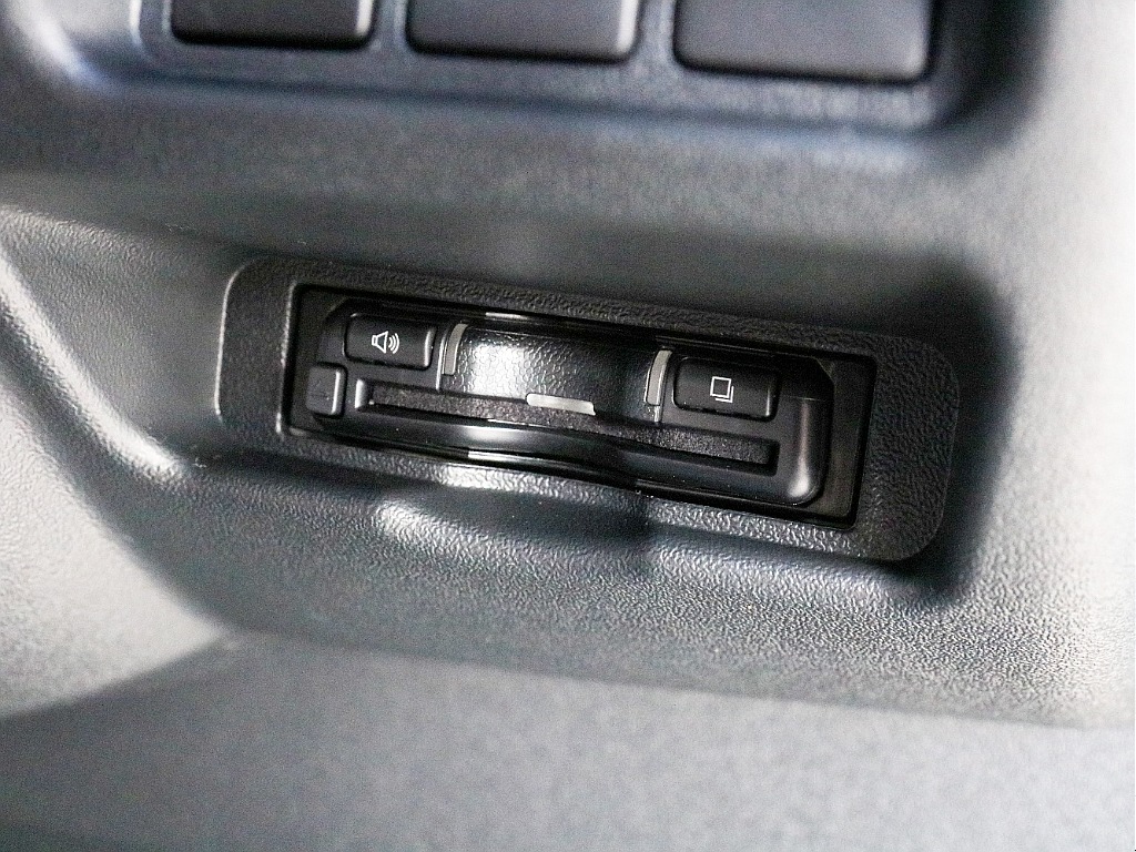 お出かけに便利なETC2.0完備！！