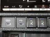 ポート・Lo-Hi温度切替機能付の前席シートヒーター