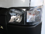 ヘッドライトはインナーをマットブラックに塗装しており、きりっとした見た目に♪