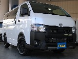 カスタムして他のハイエースでは再現できない一台です☆