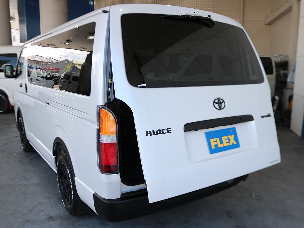 立体駐車場の狭いところでも荷物が取り出せます！