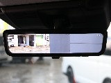 メーカーオプションのデジタルインナーミラーもついてます！