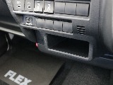 新車スーパーGL2800ディーゼルターボ2WDカスタム車両入庫！新品オリジナル16インチアルミ新品グラントレック16インチタイヤ新品オリジナルLEDテールライト新品オリジナルベットＫＩＴ装備！！