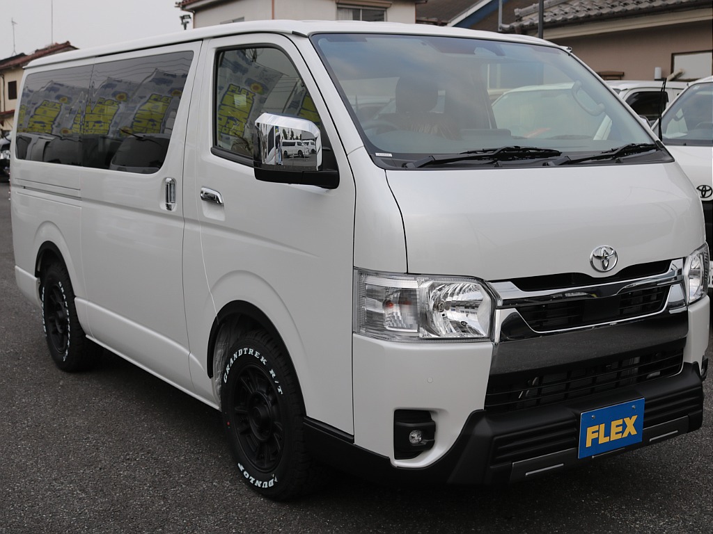 新車ハイエースＶスーパーGL2800ディーゼル２WD！新品オリジナル１6インチアルミ！新品ベットＫＩＴ装備！オリジナルパーツ多数装備！