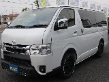 新車ハイエースＶスーパーGL2800ディーゼル２WD！新品オリジナル１6インチアルミ！新品ベットＫＩＴ装備！オリジナルパーツ多数装備！