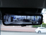 デジタルインナーミラーで後方の視界も良好です♪