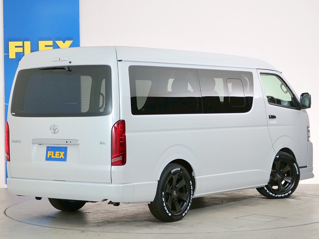 トヨタ ハイエース(5枚目)