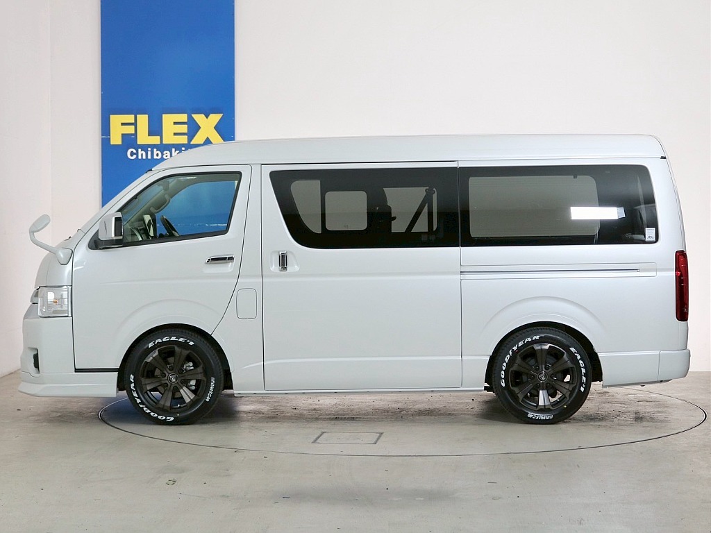 トヨタ ハイエース(6枚目)