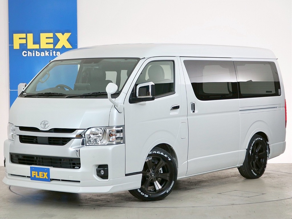 トヨタ ハイエース(1枚目)