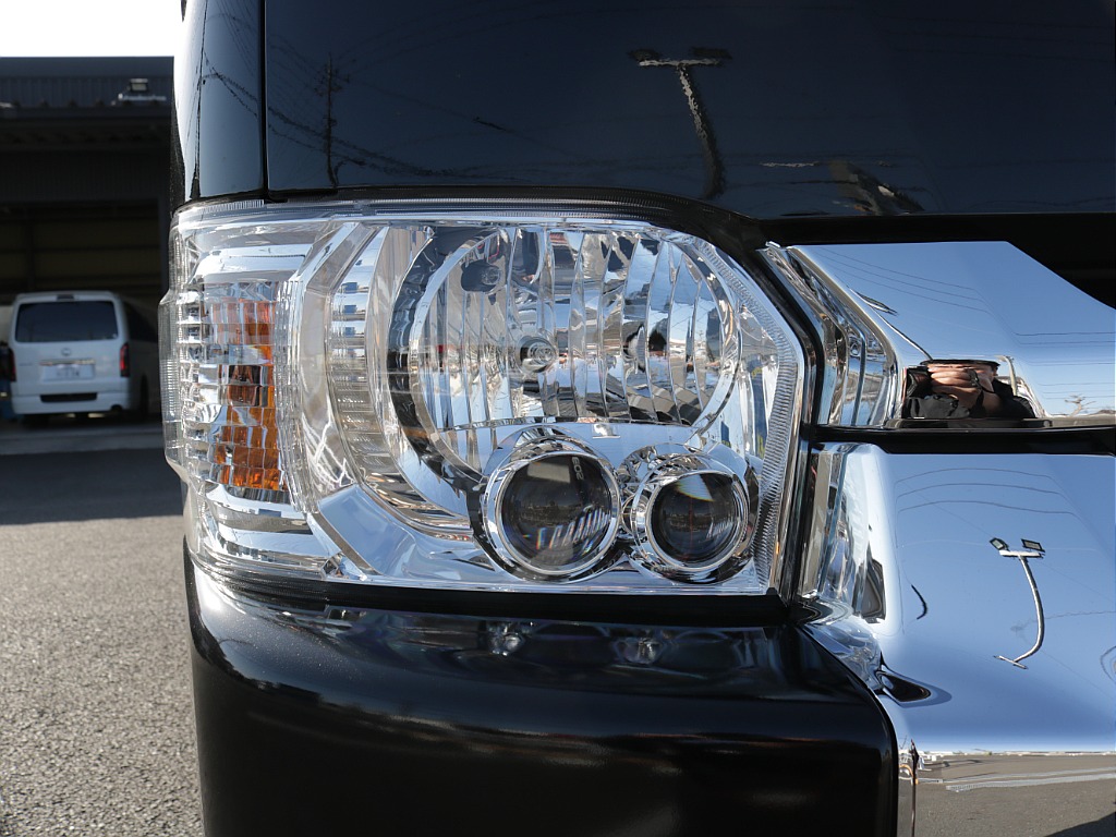 新車ワゴンＧＬファミリーに好評のＮＥＷＡＳシートアレンジ車両入庫！オリジナルフロントスポイラーオリジナルオーバーフェンダーオリジナルＬＥＤテールオリジナル１７インチアルミＢＩＧ－Ｘ１１インチナビ装備！