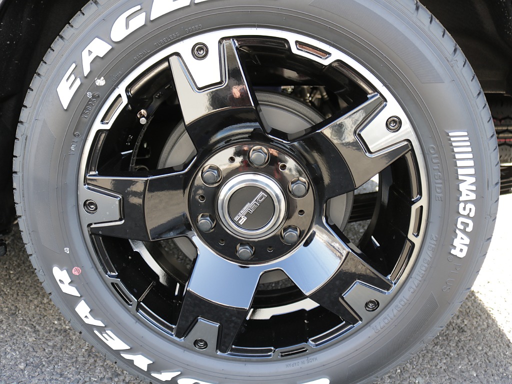 新車ワゴンＧＬファミリーに好評のＮＥＷＡＳシートアレンジ車両入庫！オリジナルフロントスポイラーオリジナルオーバーフェンダーオリジナルＬＥＤテールオリジナル１７インチアルミＢＩＧ－Ｘ１１インチナビ装備！