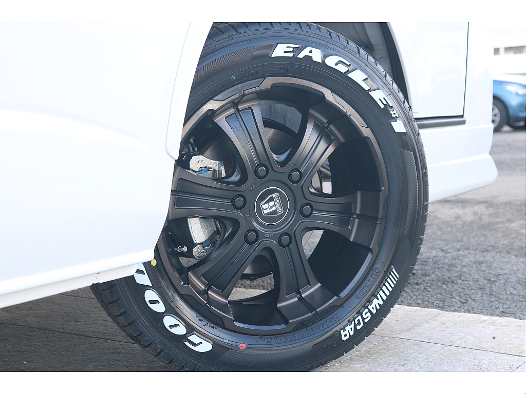 FLEXワイルドディープス17インチアルミ、グッドイヤーナスカータイヤ！