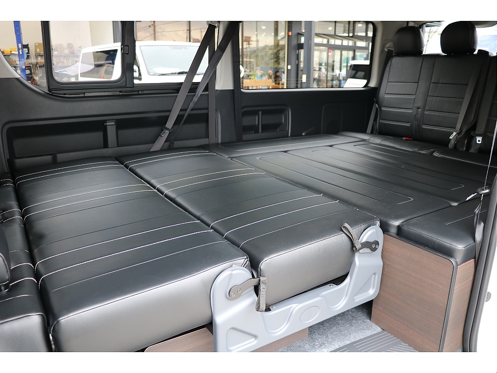 広々フルフラット空間！