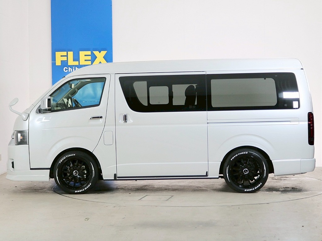 トヨタ ハイエース(6枚目)