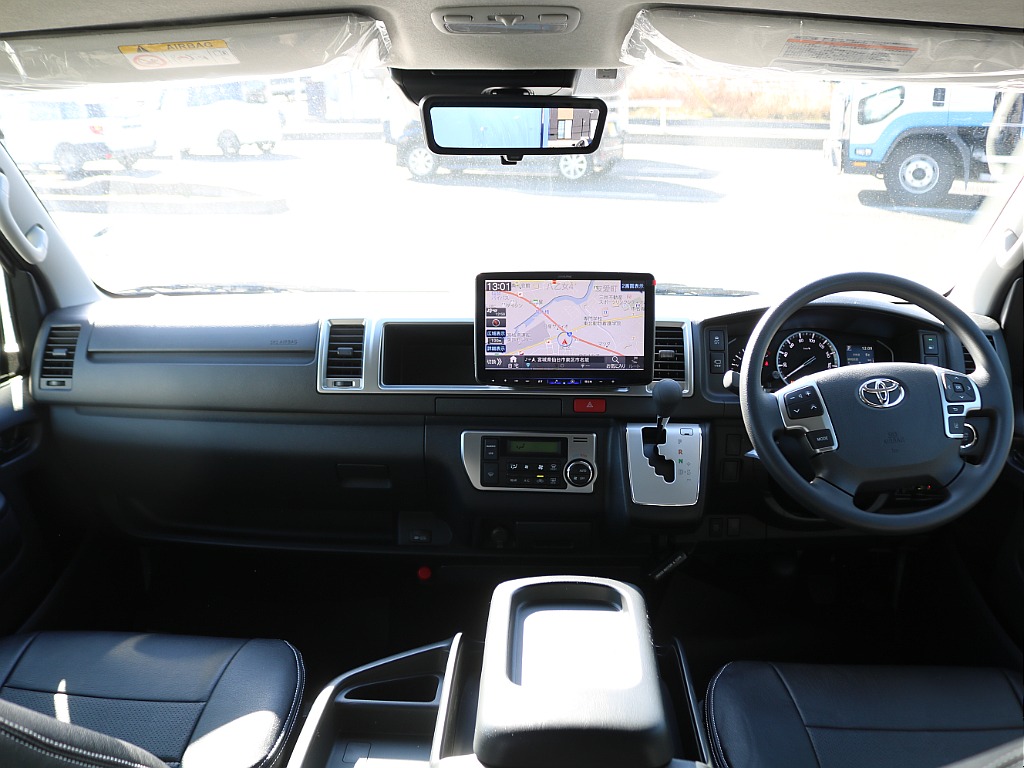 ＦＬＥＸグループは「すべての人に愛車を」をコンセプトに車種別に全国展開中！愛車と一緒に、ライフスタイルを充実させてもらいたいという思いで、ランクル仙台泉店では皆様のご要望になんでもお応えします♪